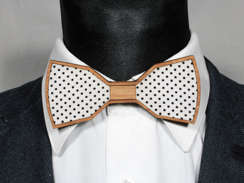 Dot bow tie